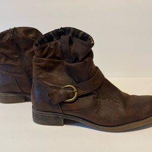 Wear Ever Women’s Size 9.5 M Brown Zip Buckle Ankle Fashion Boots Bootie